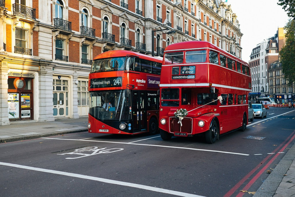 Bus rouge vintage à Londres